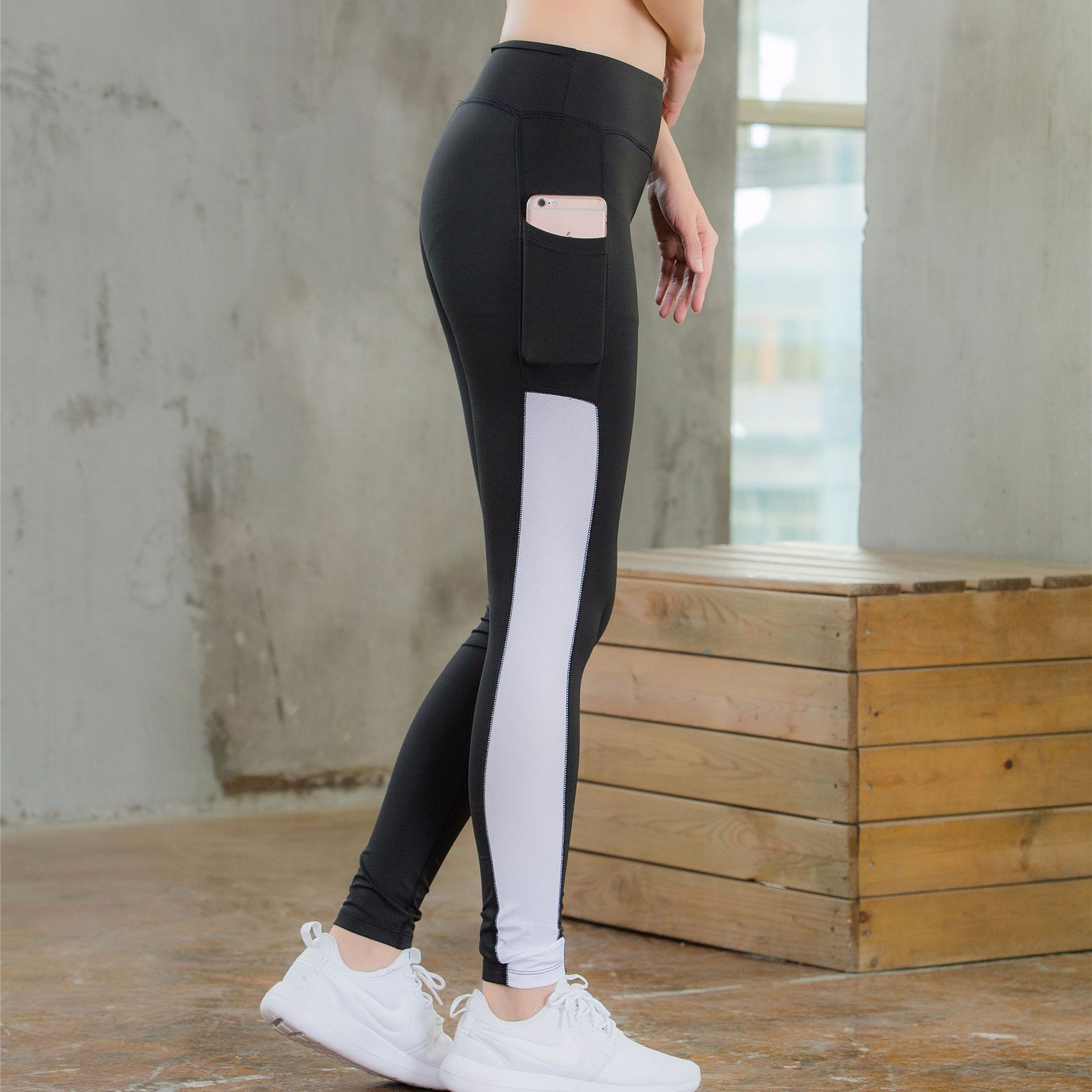 Sports Leggings - Women Yoga Pant With Pockets & High Waist Fitness