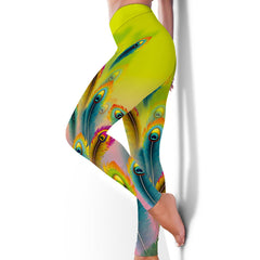 Women seamless training run leggings with colorful feather design.